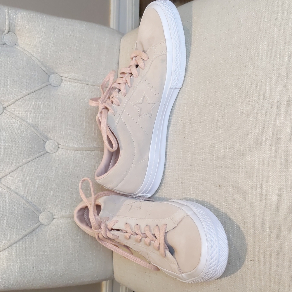 Converse Women’s One Star Suede Ox Sneaker